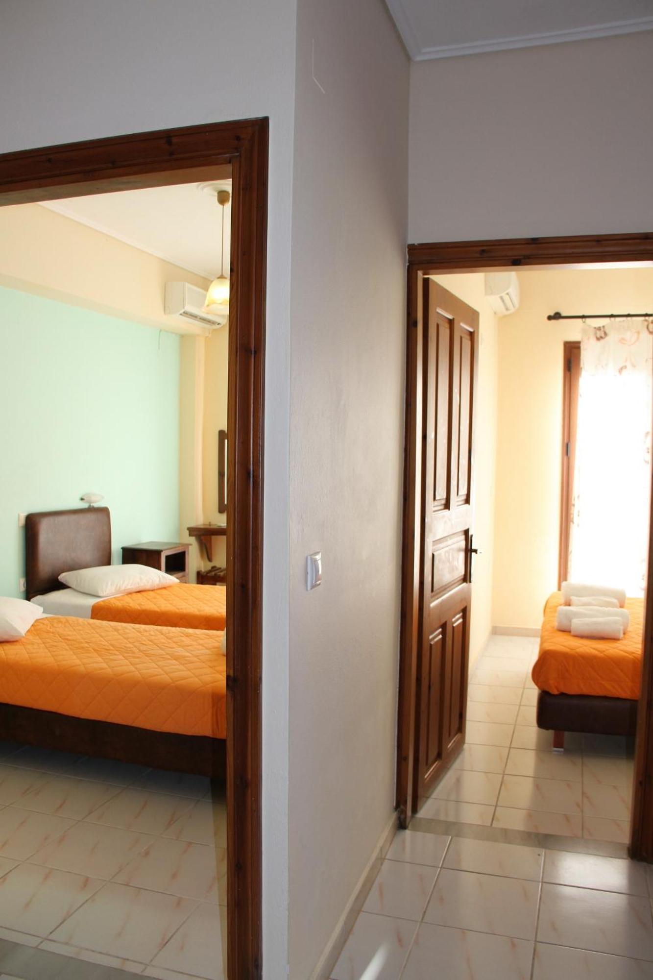 Vicky Apartments Nikiana Phòng bức ảnh