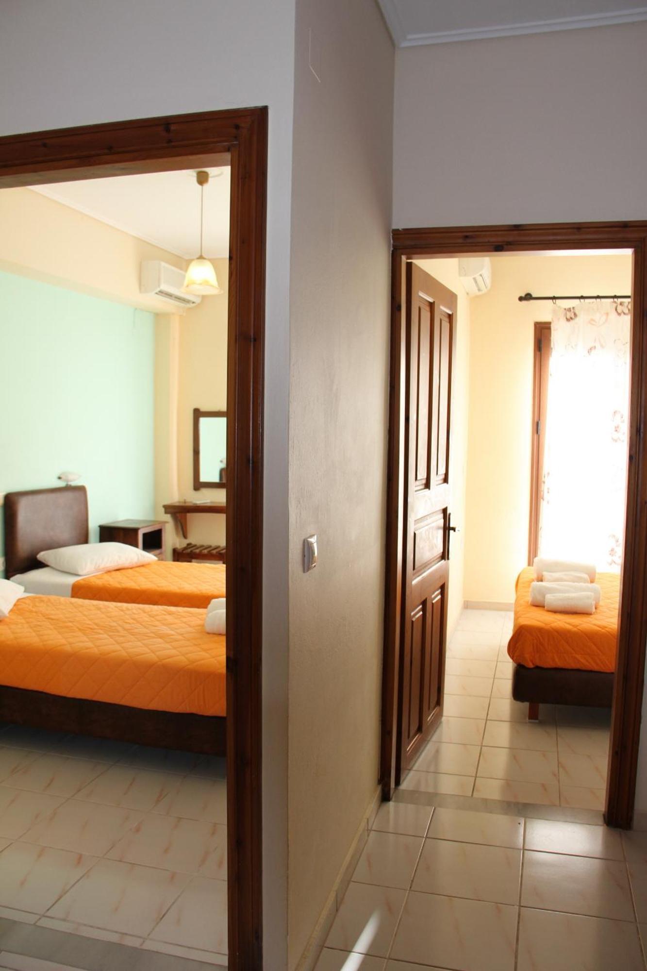 Vicky Apartments Nikiana Phòng bức ảnh